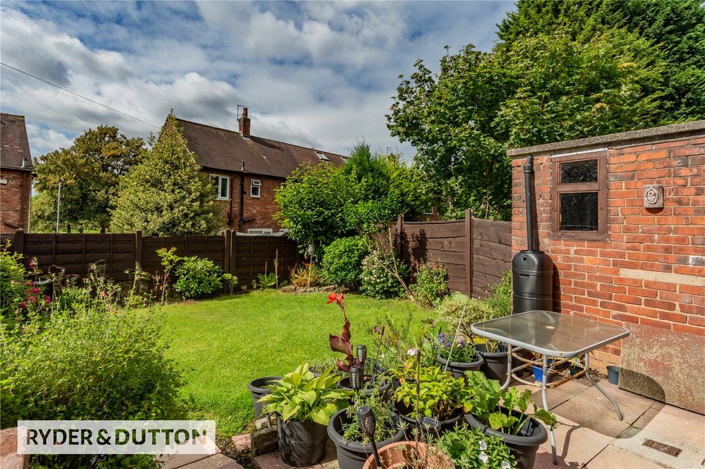 Property photo 2 of 23 Picture No. 21