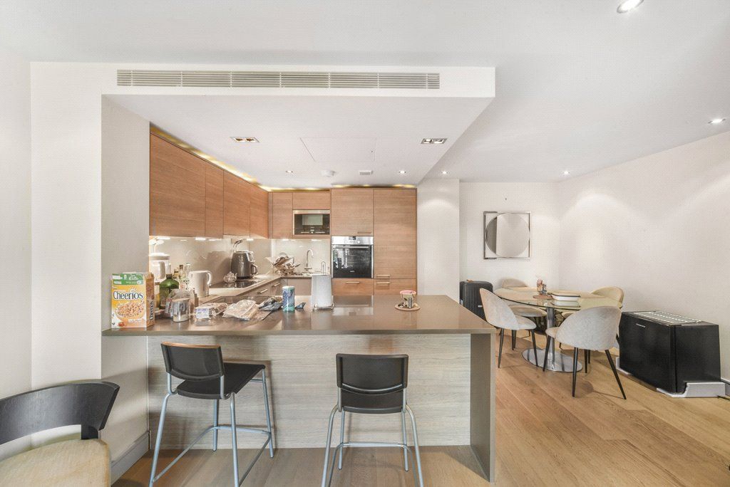 Property photo 3 of 16 Picture No. 20