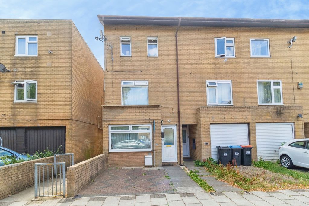 Property photo 1 of 27 Pbox-Img.Jpg
