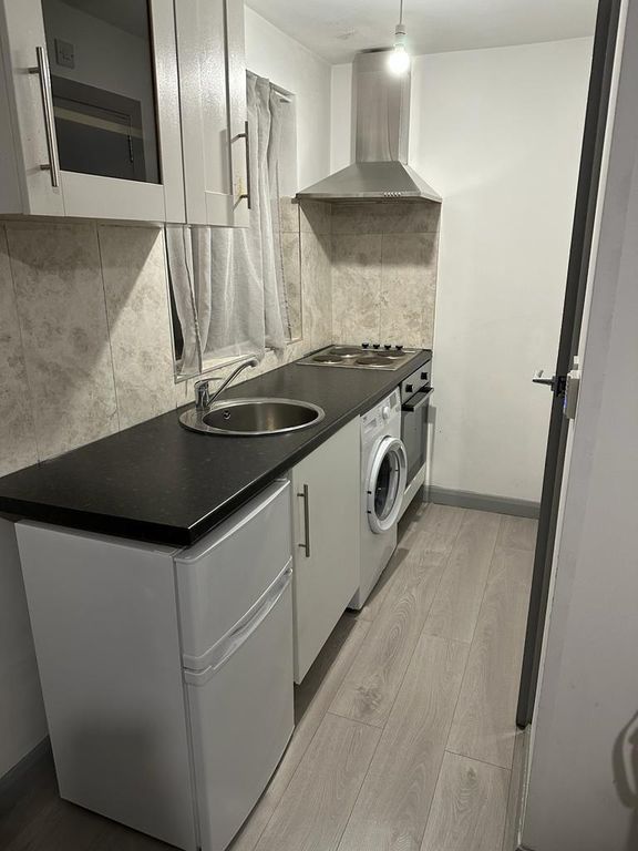 Property photo 2 of 3