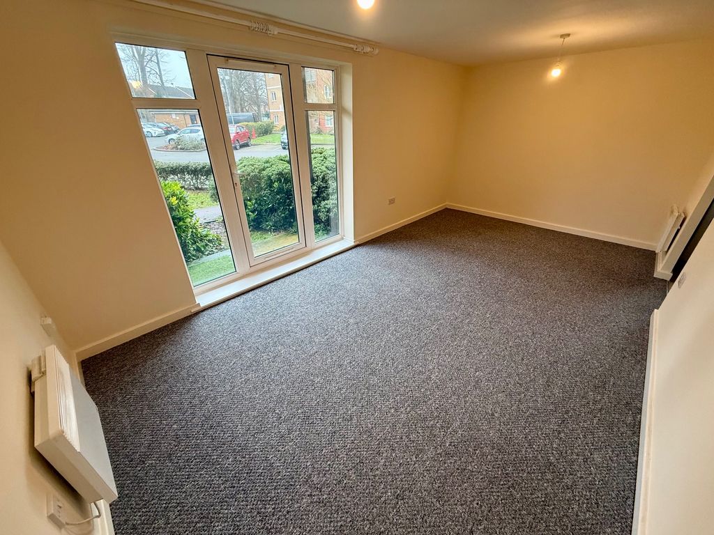 Property photo 2 of 10 Image