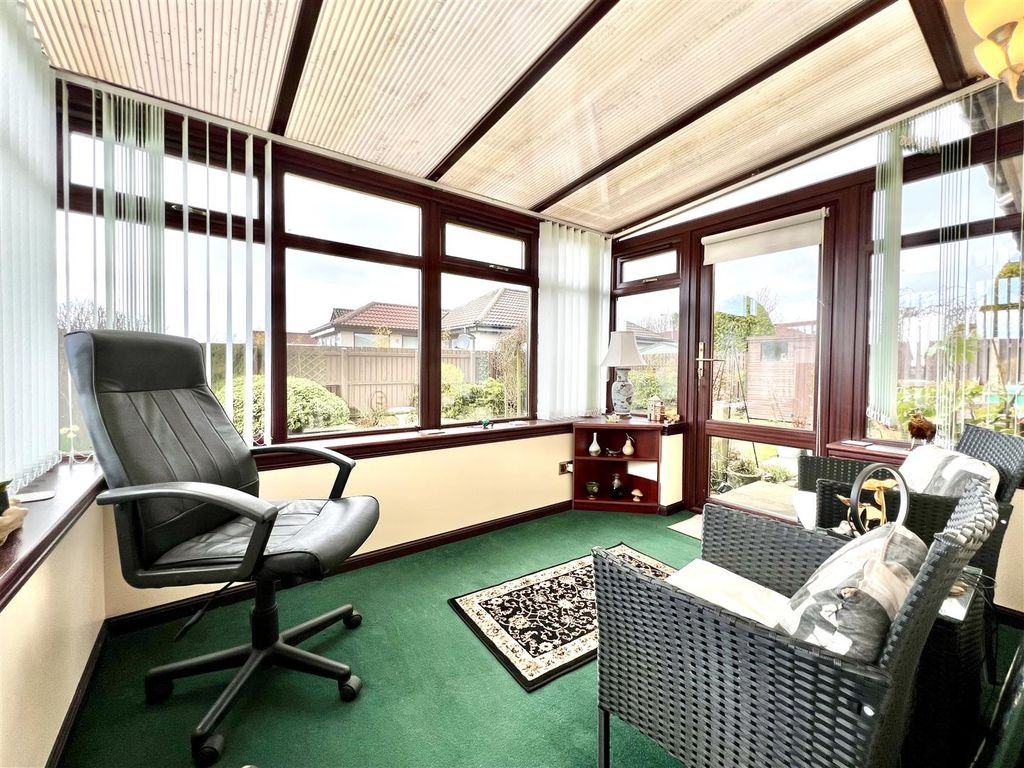 Additional image 6 of 3 bed detached bungalow for salePlayer Drive, Kingseat KY12