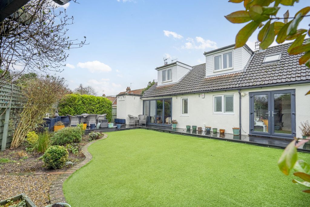 Property photo 1 of 25 Rear Garden