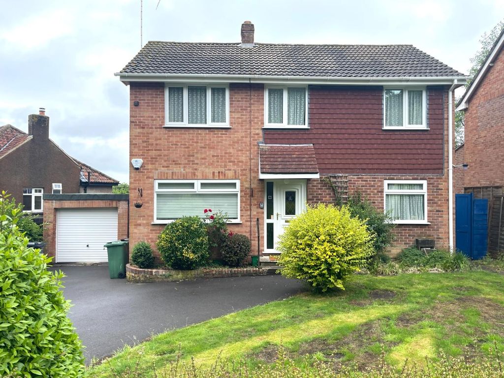 Property photo 1 of 18 Front.Jpg