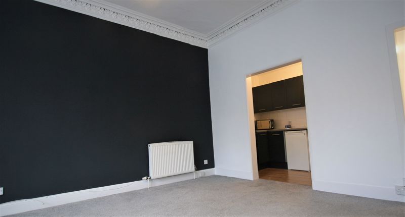 Property photo 3 of 9 Photo 1