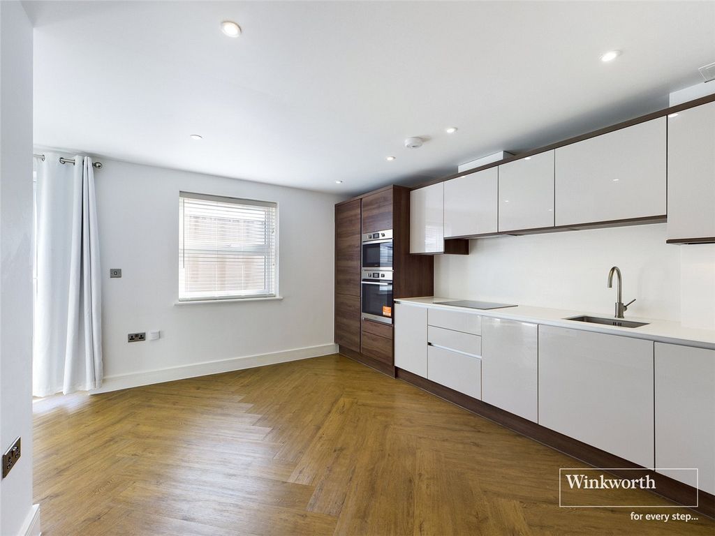Property photo 3 of 10 Picture No. 23