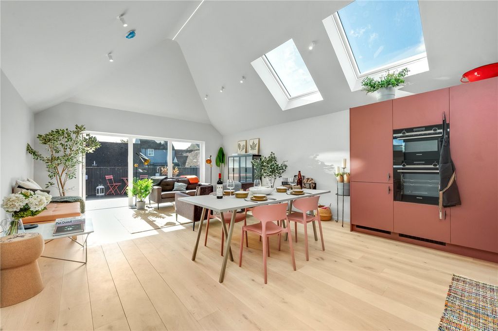 Property photo 1 of 14 Kitchen/Living