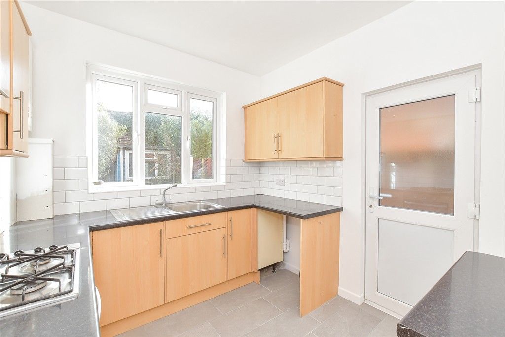 Property photo 3 of 15 Kitchen