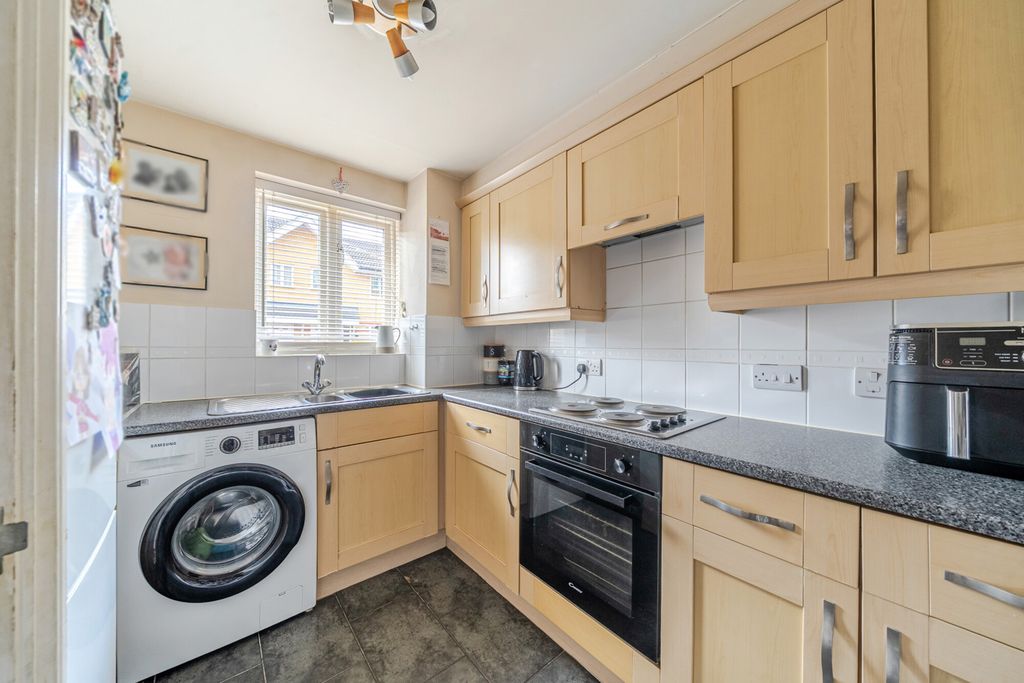Property photo 2 of 15 1524031-6-6Ab3A66...