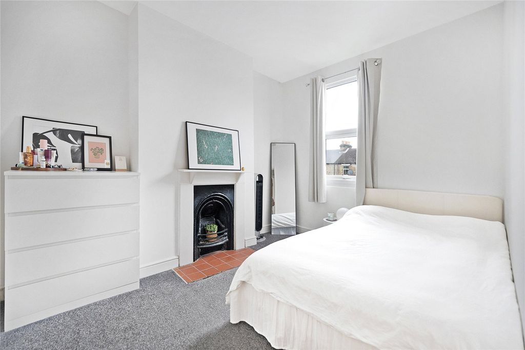 Property photo 3 of 9 Picture No. 35