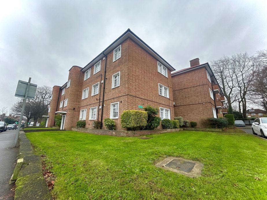 Property photo 1 of 2