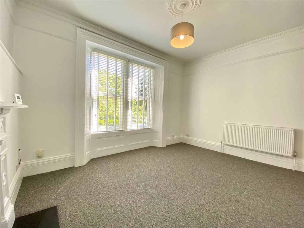 Property photo 2 of 12 Picture No. 12