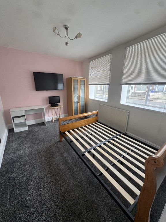 Property photo 3 of 5 08Dee1Bf-D9CE-4737-908F-A39Cadb83E6F