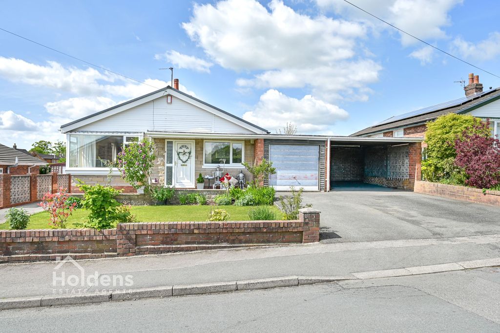 Property photo 1 of 28