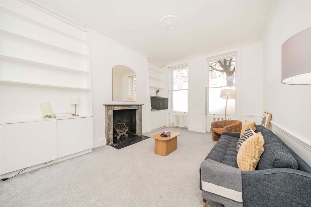 Property photo 2 of 6