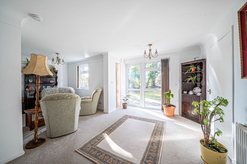 Property photo 3 of 20