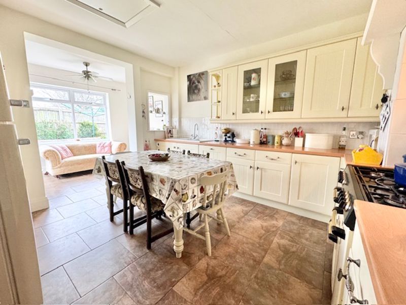 Property photo 3 of 18 Kitchen Diner