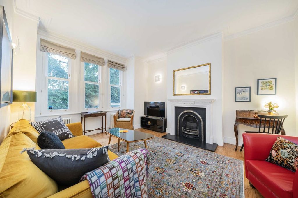 Property photo 2 of 9