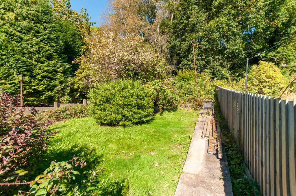 Property photo 3 of 15 Garden