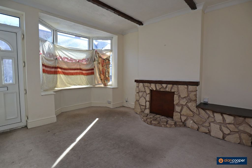 Property photo 3 of 19 2979145