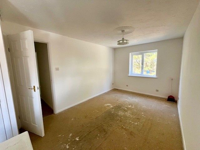 Property photo 2 of 10 8