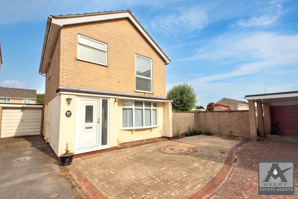 Property photo 1 of 12 3 Bed Detached House To Rent Worle Court, Weston-Super-Mare Bs22
