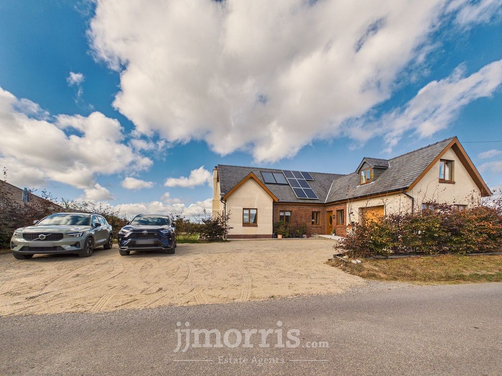 Property photo 3 of 30