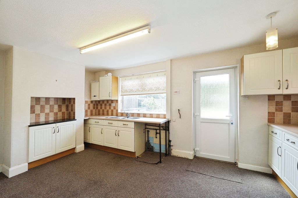Property photo 3 of 20 Img_2800