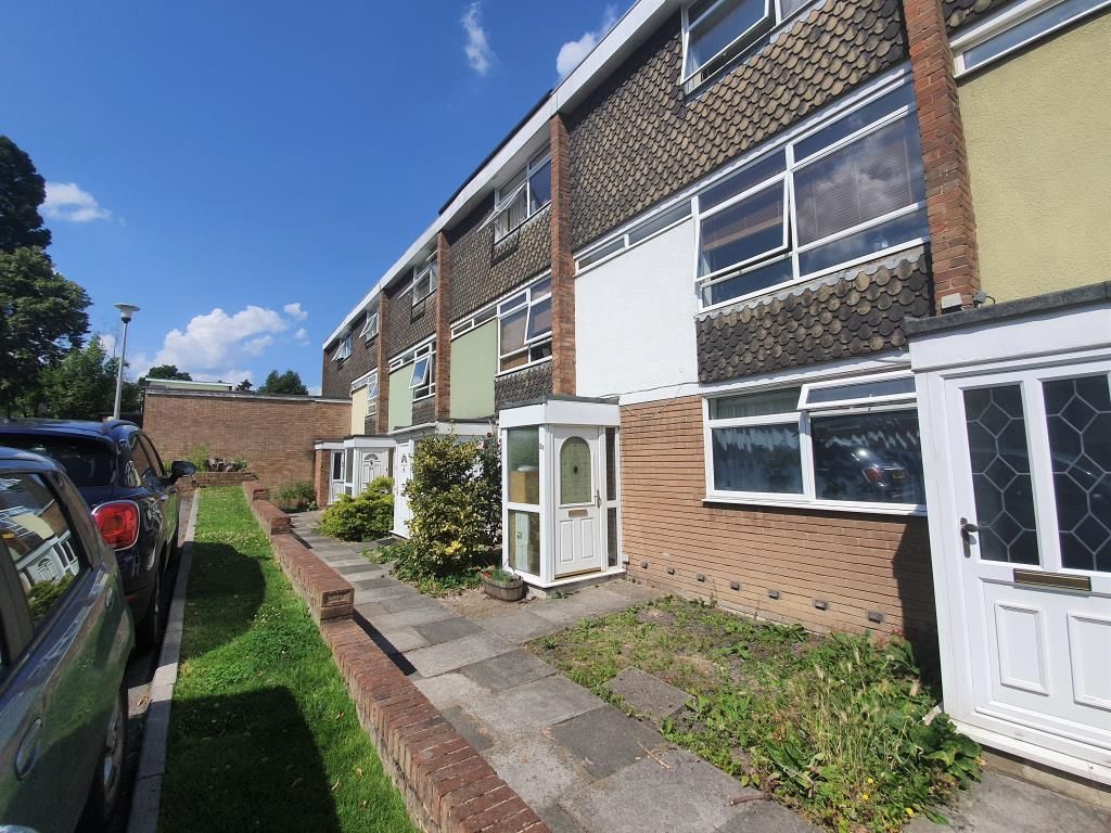 Property photo 1 of 10 Outside View