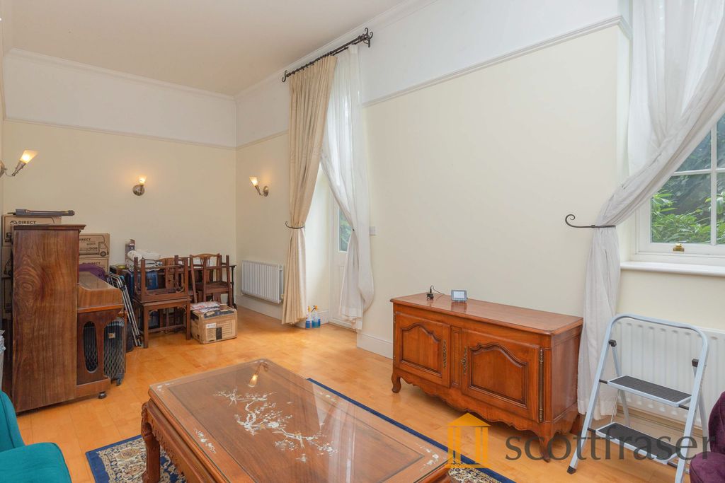 Property photo 2 of 12 2