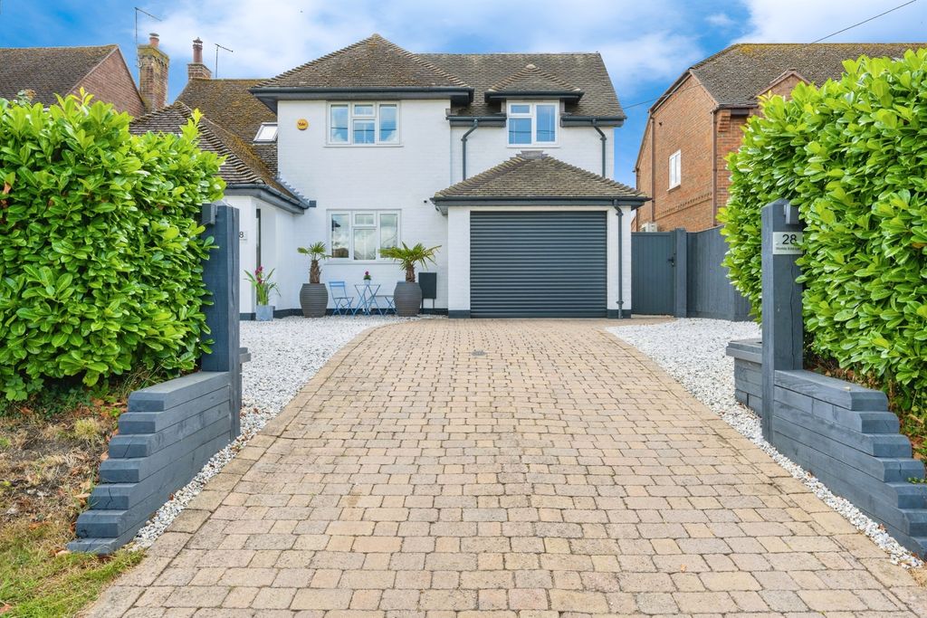 Property photo 1 of 34