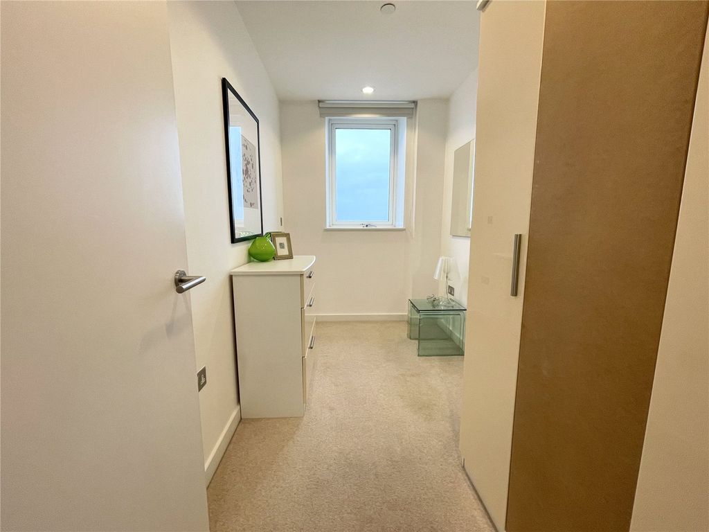 Property photo 3 of 10 Picture No. 01