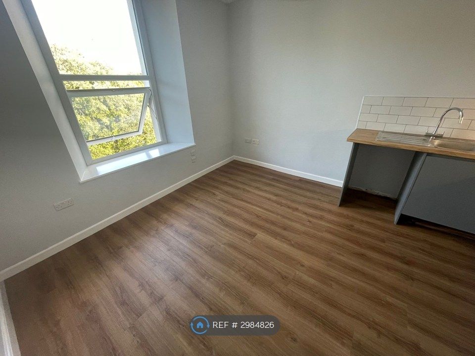 Property photo 2 of 7 Kitchen Diner