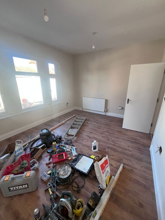 Property photo 3 of 9