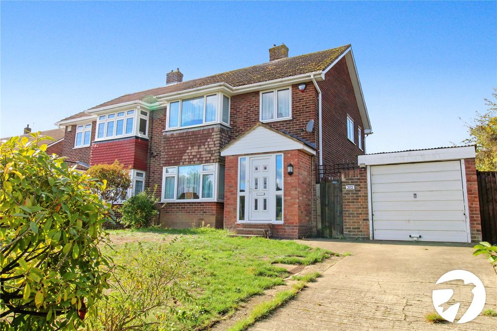Property photo 1 of 16 Front