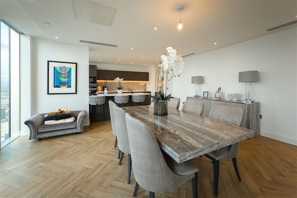 Additional image 8 of 3 bed flat to rentElizabeth Tower M15