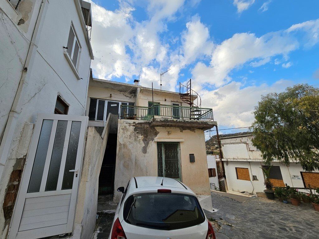 Property photo 2 of 6