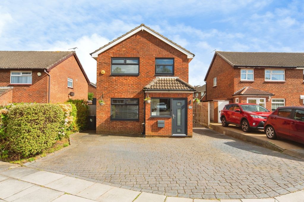 Property photo 1 of 35 Pbox-Img.Jpg