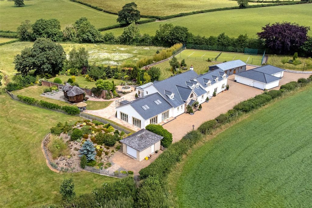 Property photo 2 of 30 Bryn Bella