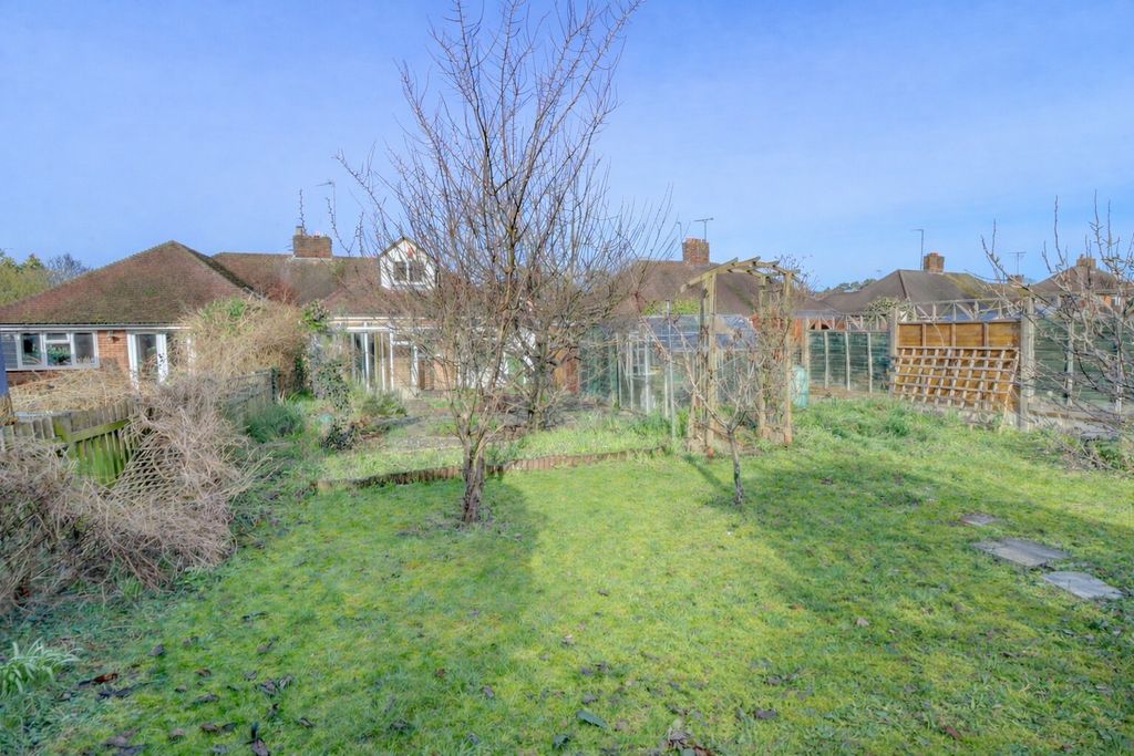 Property photo 2 of 18 Picture No. 32