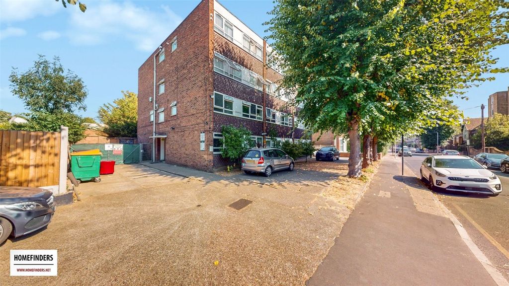 Property photo 1 of 13 Picture No. 02