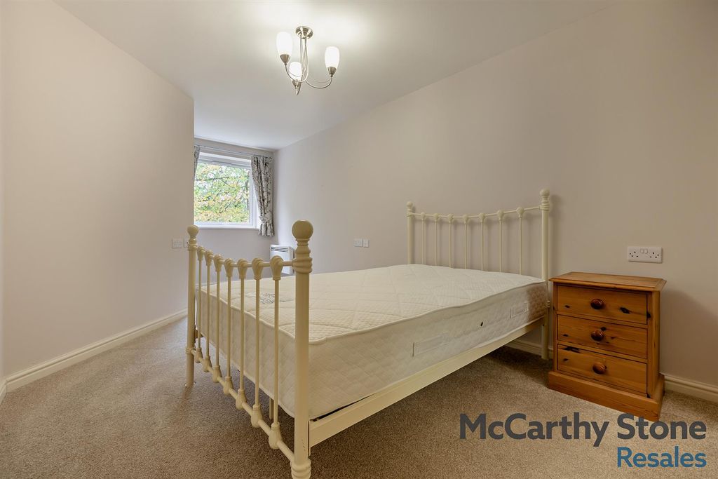 Additional image 8 of 1 bed flat for saleRivers Edge Court, Oaklands Drive, Okehampton EX20