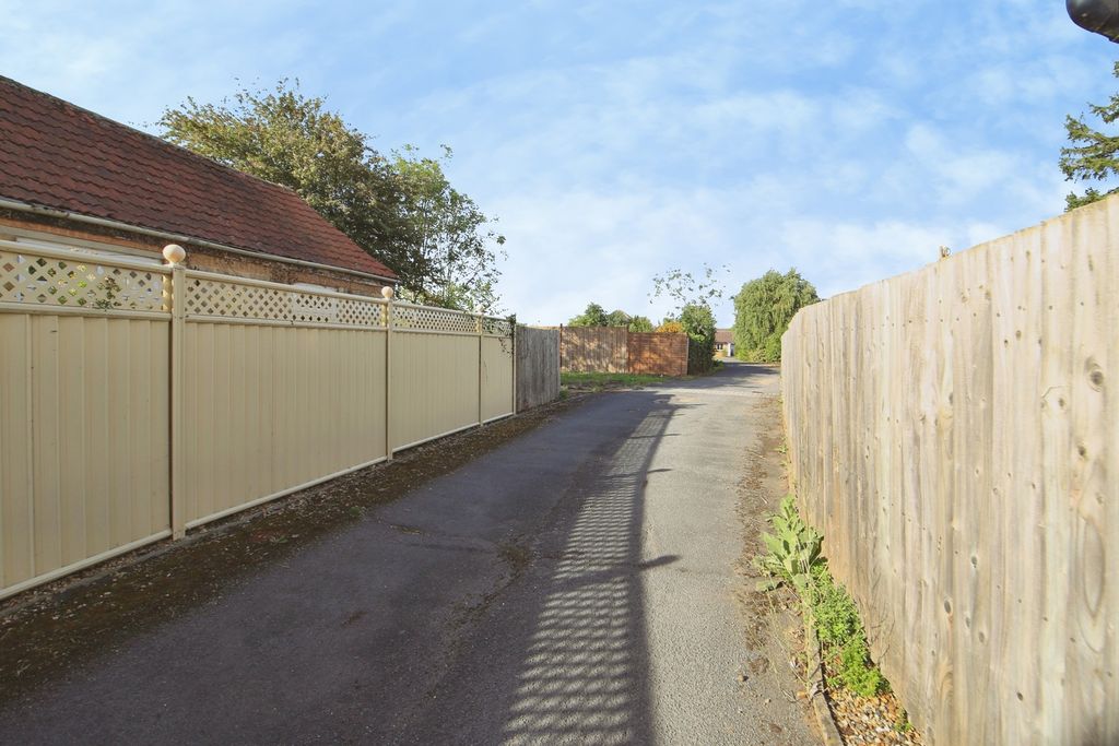 Property photo 3 of 4 Pbox-Img.Jpg