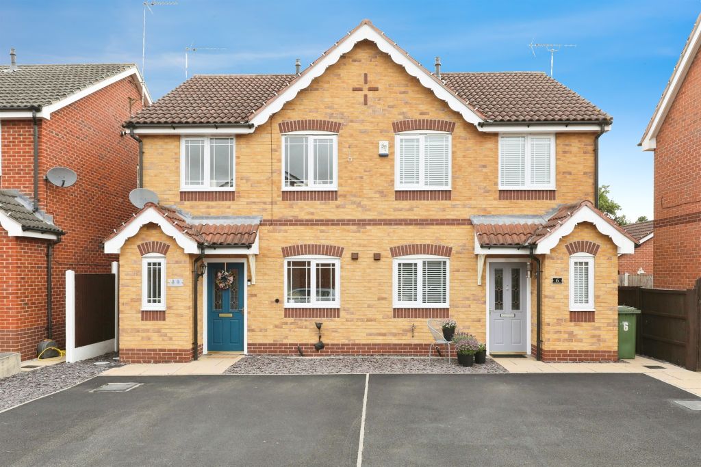 Property photo 1 of 17