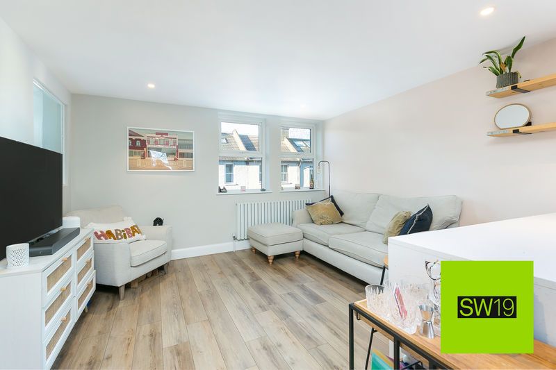 Property photo 3 of 14 Photo 7