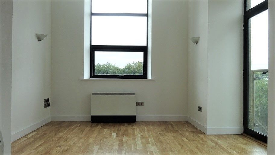 Property photo 3 of 6