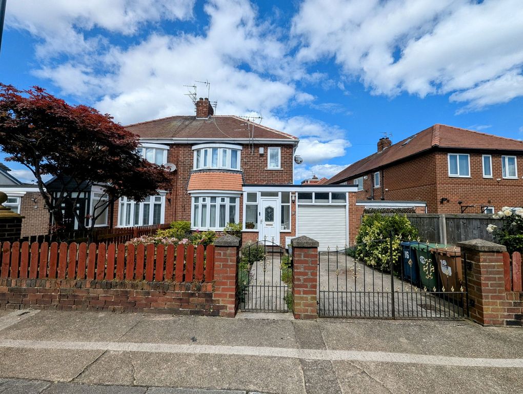 Property photo 1 of 24