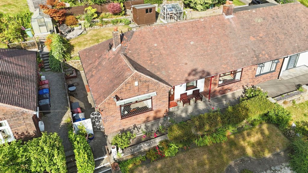 Property photo 1 of 22 External