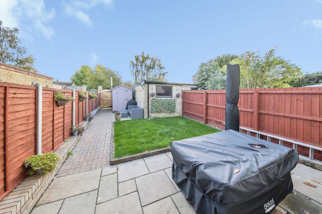 Property photo 3 of 22 Pbox-Img.Jpg