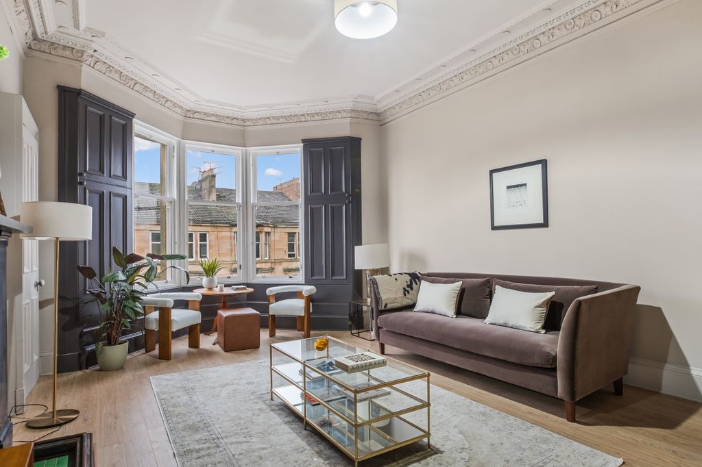 Property photo 3 of 36